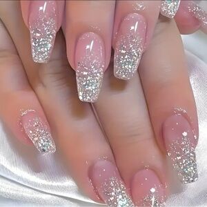 Sparkling Silver Glitter Press-On Nails